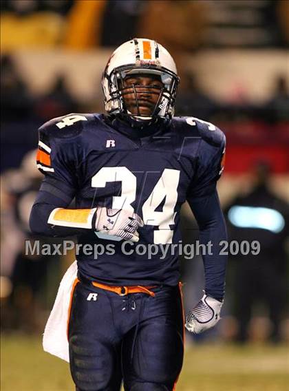 Thumbnail 2 in Wayne County vs. West Point (MHSAA Class 5A Final) photogallery.