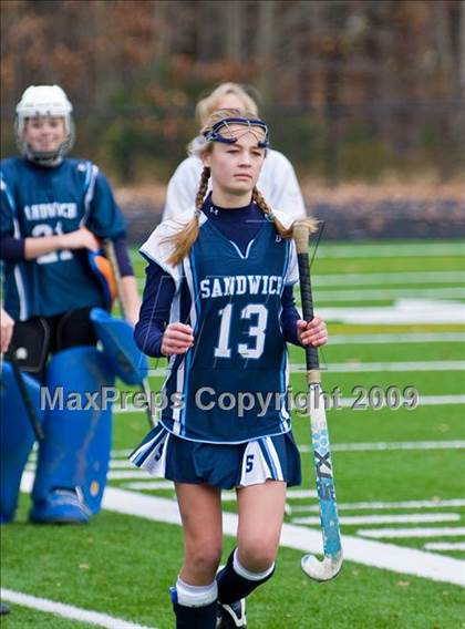 Thumbnail 2 in Sandwich vs Hopkinton (MIAA D1 South Semifinal) photogallery.