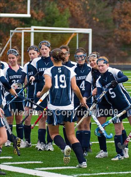Thumbnail 2 in Sandwich vs Hopkinton (MIAA D1 South Semifinal) photogallery.
