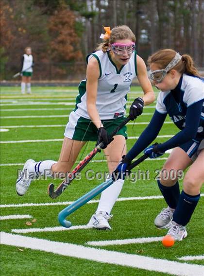 Thumbnail 1 in Sandwich vs Hopkinton (MIAA D1 South Semifinal) photogallery.