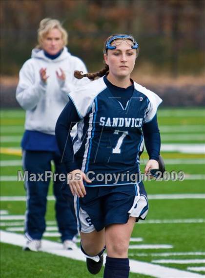 Thumbnail 1 in Sandwich vs Hopkinton (MIAA D1 South Semifinal) photogallery.