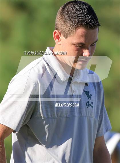 Thumbnail 3 in FHSAA 2A District Playoff photogallery.