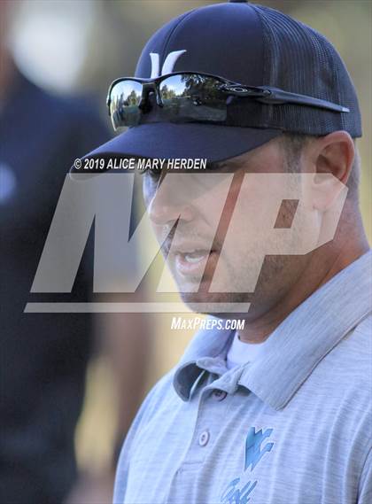 Thumbnail 1 in FHSAA 2A District Playoff photogallery.