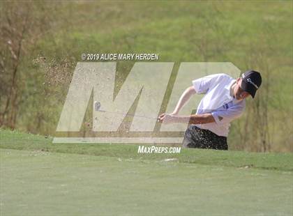 Thumbnail 2 in FHSAA 2A District Playoff photogallery.