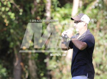 Thumbnail 2 in FHSAA 2A District Playoff photogallery.