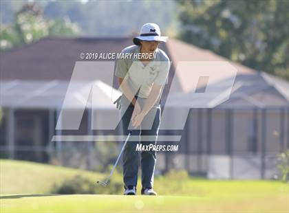 Thumbnail 3 in FHSAA 2A District Playoff photogallery.