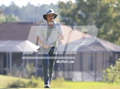 Thumbnail 1 in FHSAA 2A District Playoff photogallery.