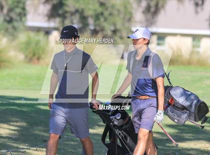 Thumbnail 3 in FHSAA 2A District Playoff photogallery.
