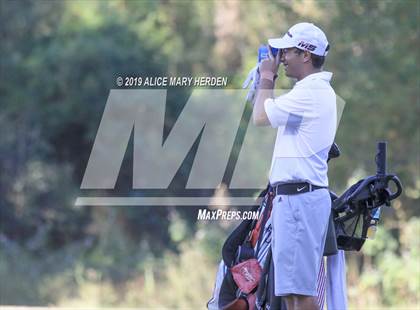 Thumbnail 3 in FHSAA 2A District Playoff photogallery.