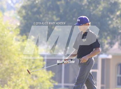 Thumbnail 1 in FHSAA 2A District Playoff photogallery.