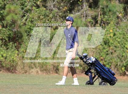 Thumbnail 3 in FHSAA 2A District Playoff photogallery.