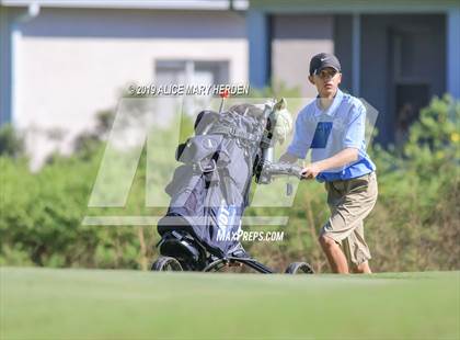 Thumbnail 1 in FHSAA 2A District Playoff photogallery.