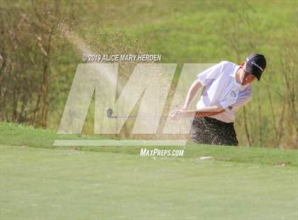 Thumbnail 3 in FHSAA 2A District Playoff photogallery.