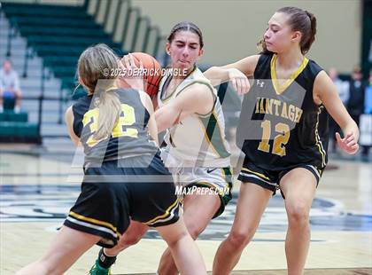 Thumbnail 1 in Wantagh vs Lynbrook (NYSPHSAA Section VIII Class A Final) photogallery.