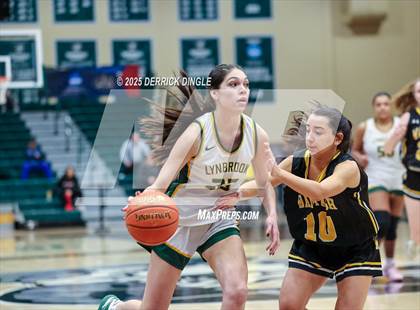 Thumbnail 3 in Wantagh vs Lynbrook (NYSPHSAA Section VIII Class A Final) photogallery.