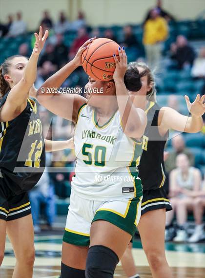 Thumbnail 2 in Wantagh vs Lynbrook (NYSPHSAA Section VIII Class A Final) photogallery.