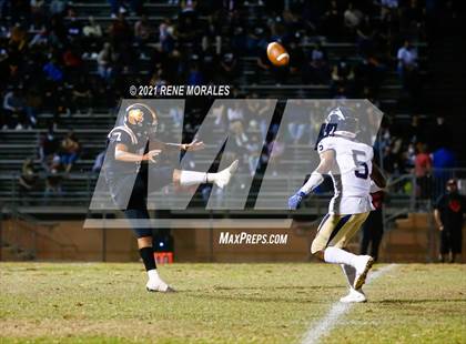 Thumbnail 1 in Birmingham vs Lincoln (CIF LACS Round 1 Open Division Playoff) photogallery.