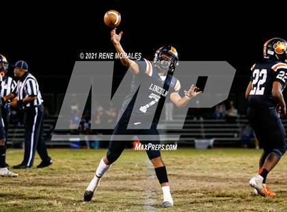 Thumbnail 1 in Birmingham vs Lincoln (CIF LACS Round 1 Open Division Playoff) photogallery.