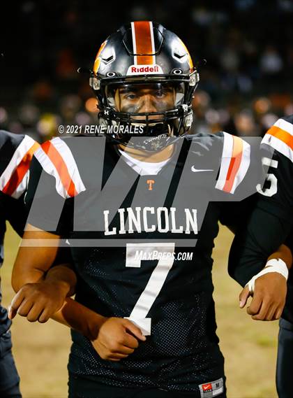 Thumbnail 1 in Birmingham vs Lincoln (CIF LACS Round 1 Open Division Playoff) photogallery.