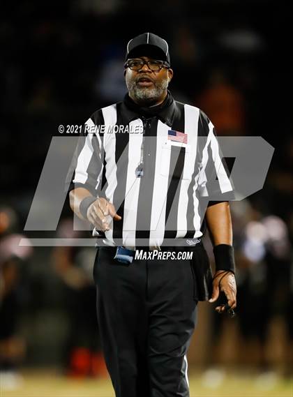 Thumbnail 2 in Birmingham vs Lincoln (CIF LACS Round 1 Open Division Playoff) photogallery.