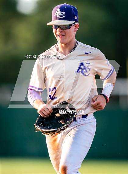 Thumbnail 3 in St. John vs. Ascension Catholic (LHSAA Division IV Select Round 2) photogallery.