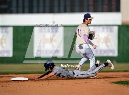 Thumbnail 2 in St. John vs. Ascension Catholic (LHSAA Division IV Select Round 2) photogallery.