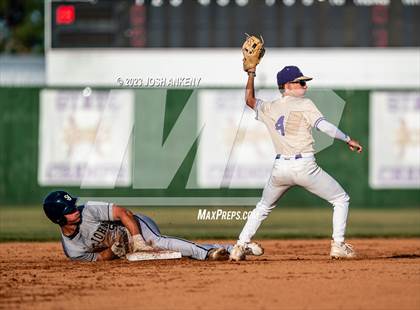 Thumbnail 1 in St. John vs. Ascension Catholic (LHSAA Division IV Select Round 2) photogallery.