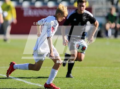 Thumbnail 2 in Kent Denver vs. Jefferson Academy (CHSAA 3A Final) photogallery.