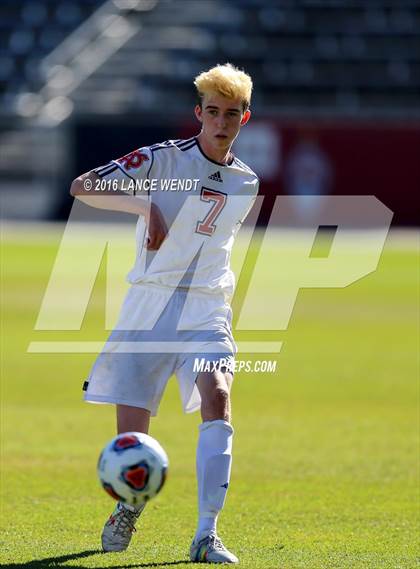Thumbnail 2 in Kent Denver vs. Jefferson Academy (CHSAA 3A Final) photogallery.