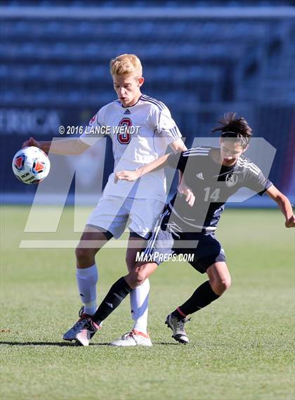 Thumbnail 2 in Kent Denver vs. Jefferson Academy (CHSAA 3A Final) photogallery.