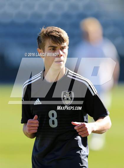 Thumbnail 3 in Kent Denver vs. Jefferson Academy (CHSAA 3A Final) photogallery.