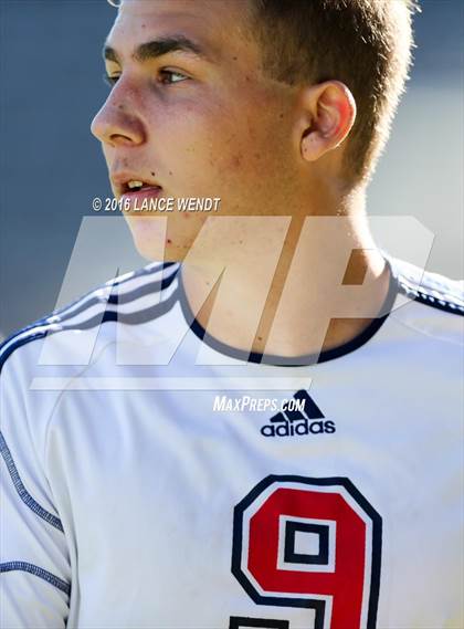 Thumbnail 1 in Kent Denver vs. Jefferson Academy (CHSAA 3A Final) photogallery.