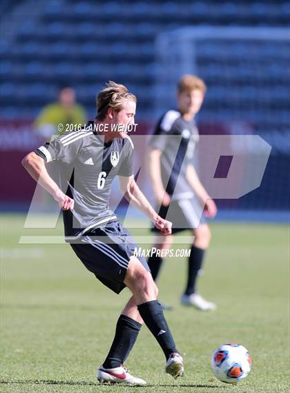Thumbnail 3 in Kent Denver vs. Jefferson Academy (CHSAA 3A Final) photogallery.