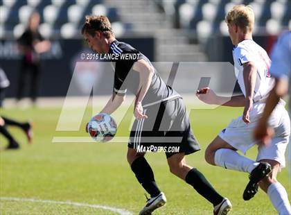 Thumbnail 3 in Kent Denver vs. Jefferson Academy (CHSAA 3A Final) photogallery.