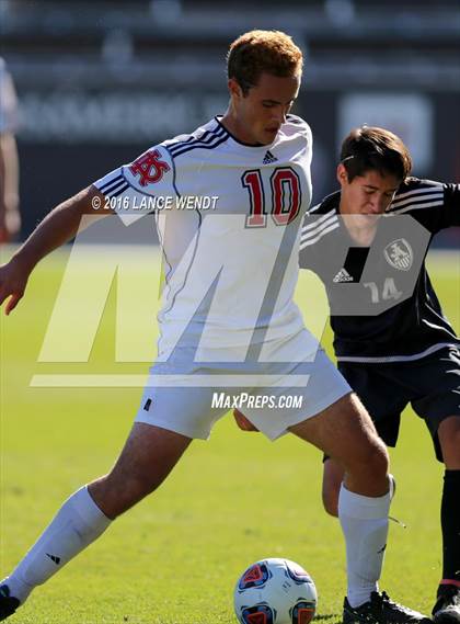 Thumbnail 1 in Kent Denver vs. Jefferson Academy (CHSAA 3A Final) photogallery.