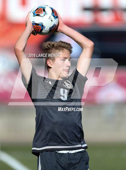 Thumbnail 3 in Kent Denver vs. Jefferson Academy (CHSAA 3A Final) photogallery.