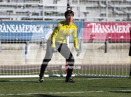 Thumbnail 2 in Kent Denver vs. Jefferson Academy (CHSAA 3A Final) photogallery.