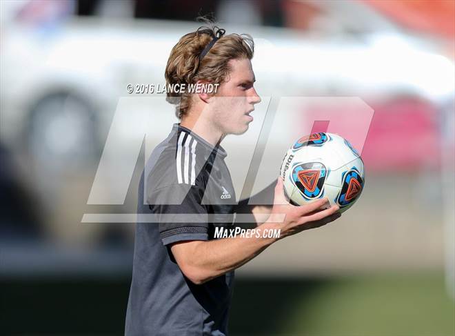 null - Photo 11