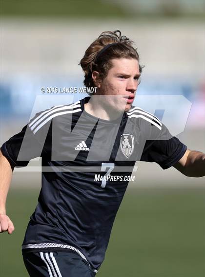 Thumbnail 3 in Kent Denver vs. Jefferson Academy (CHSAA 3A Final) photogallery.