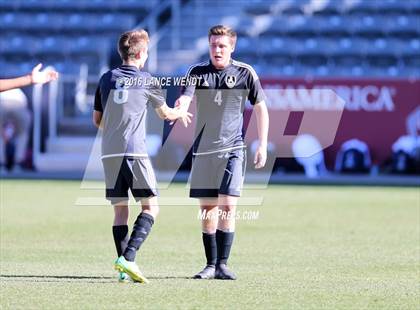 Thumbnail 2 in Kent Denver vs. Jefferson Academy (CHSAA 3A Final) photogallery.
