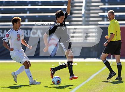 Thumbnail 3 in Kent Denver vs. Jefferson Academy (CHSAA 3A Final) photogallery.