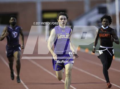 Thumbnail 1 in Alamo Heights Relays 8 photogallery.