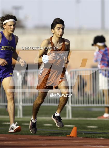 Thumbnail 2 in Alamo Heights Relays 8 photogallery.