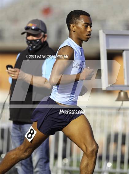 Thumbnail 2 in Alamo Heights Relays 8 photogallery.