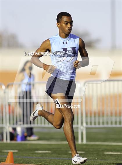 Thumbnail 1 in Alamo Heights Relays 8 photogallery.