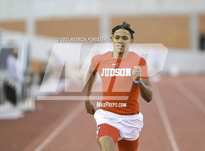 Thumbnail 1 in Alamo Heights Relays 8 photogallery.