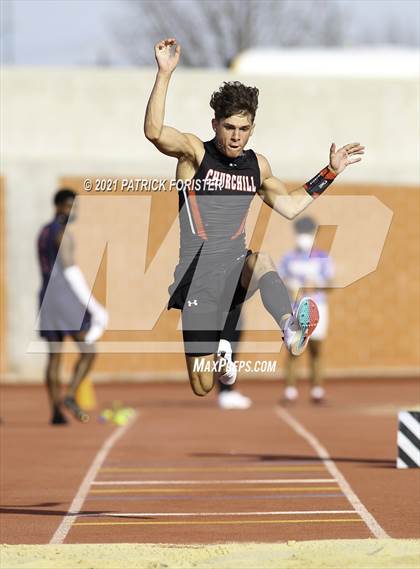 Thumbnail 3 in Alamo Heights Relays 8 photogallery.