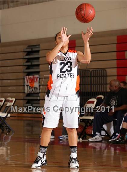 Thumbnail 2 in Pittsburg vs. Liberty (West Coast Holiday Classic) photogallery.