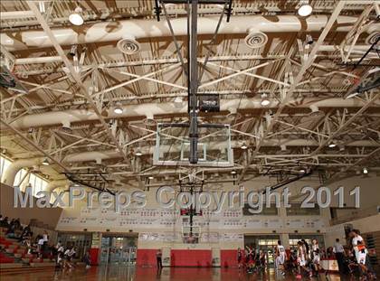 Thumbnail 1 in Pittsburg vs. Liberty (West Coast Holiday Classic) photogallery.