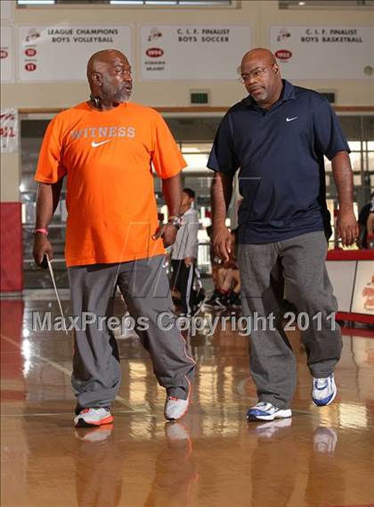 Thumbnail 3 in Pittsburg vs. Liberty (West Coast Holiday Classic) photogallery.